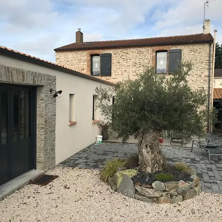 Céline Et Olivier Bed and breakfast 3*