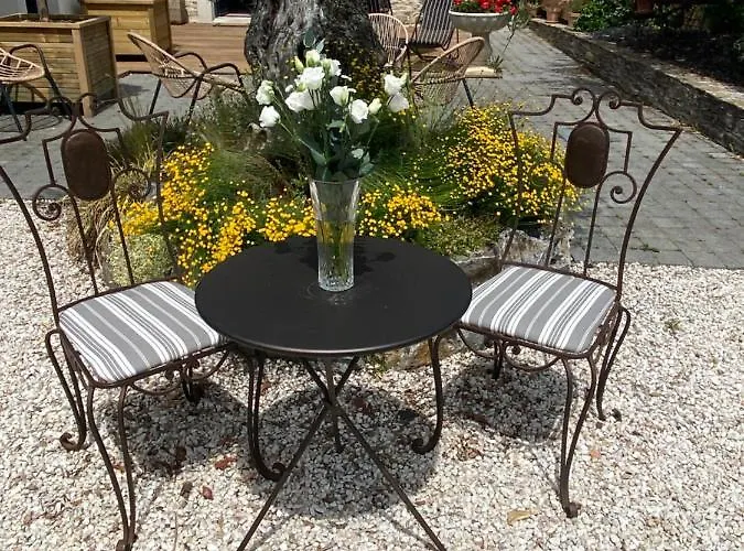 Céline Et Olivier Bed & Breakfast 3*