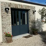 Celine Et Olivier Bed & Breakfast