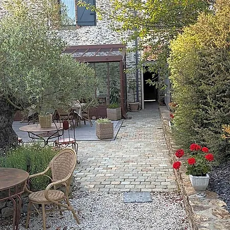 Céline Et Olivier 3*