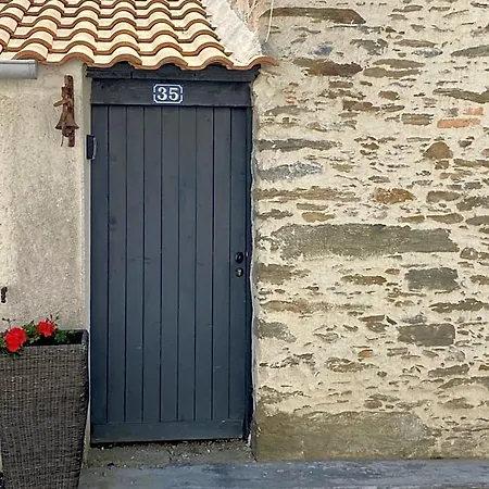 Céline Et Olivier Bed & Breakfast