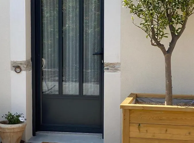 Celine Et Olivier Bed & Breakfast